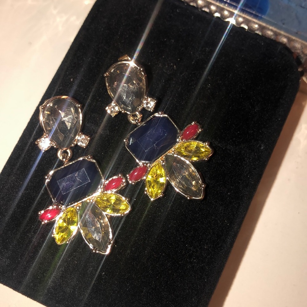Banana republic earrings